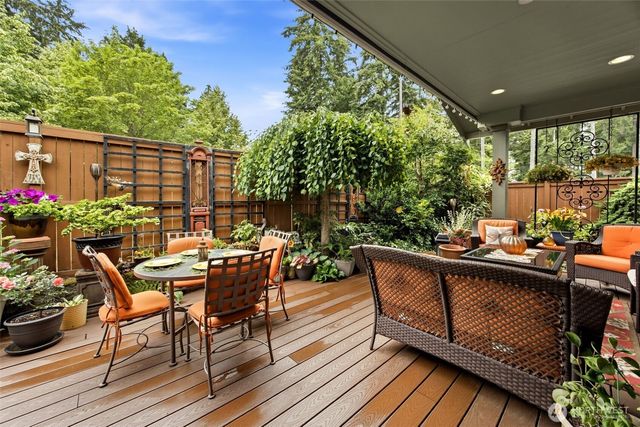 5086 Cypress Loop NE, Lacey, WA 98516
