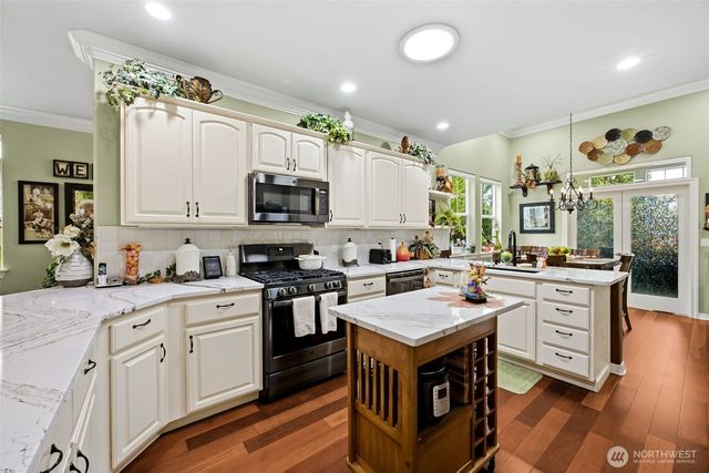 5086 Cypress Loop NE, Lacey, WA 98516
