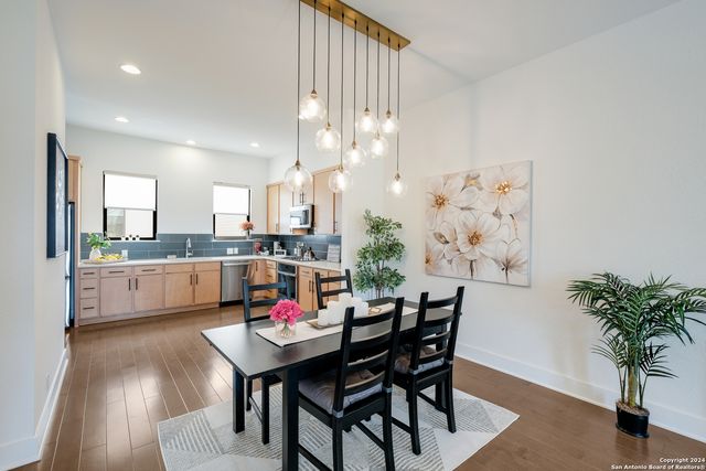 426 center, San Antonio, TX 78202