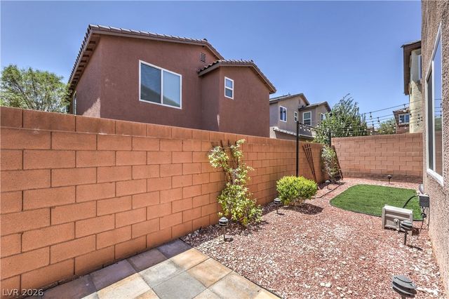 9317 Flowering Tulip Avenue, Las Vegas, NV 89166