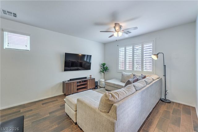 9317 Flowering Tulip Avenue, Las Vegas, NV 89166
