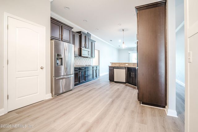 144 PRINCE ALBERT Avenue, St. Johns, FL 32259