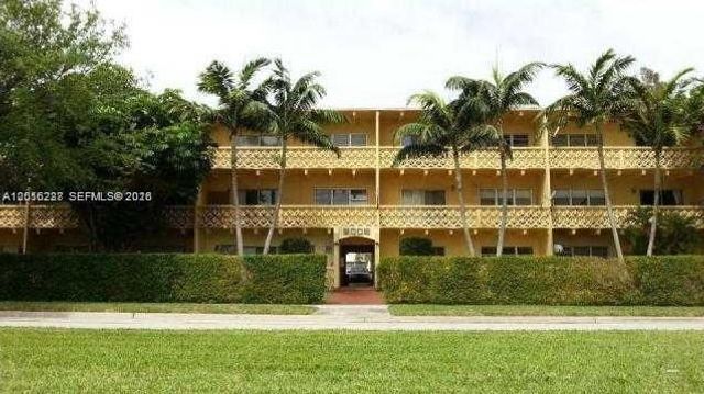 2005 Sans Souci Blvd 305, North Miami, FL 33181