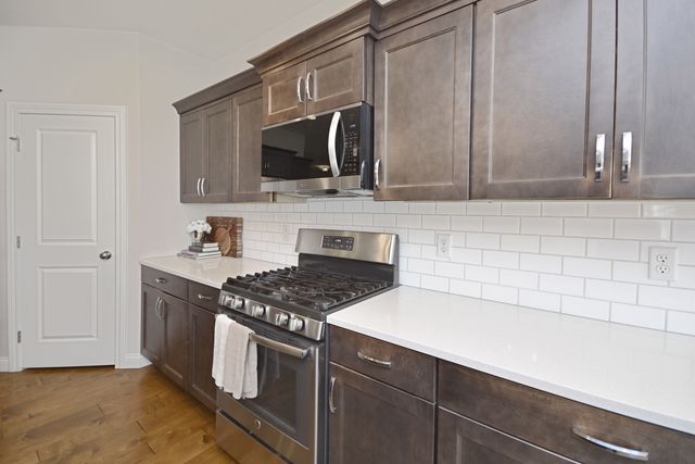 205 Potomac Avenue, Savoy, IL 61874