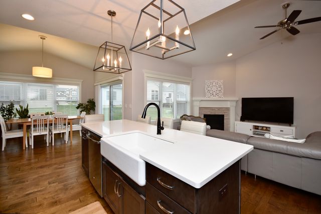 205 Potomac Avenue, Savoy, IL 61874