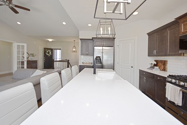 205 Potomac Avenue, Savoy, IL 61874