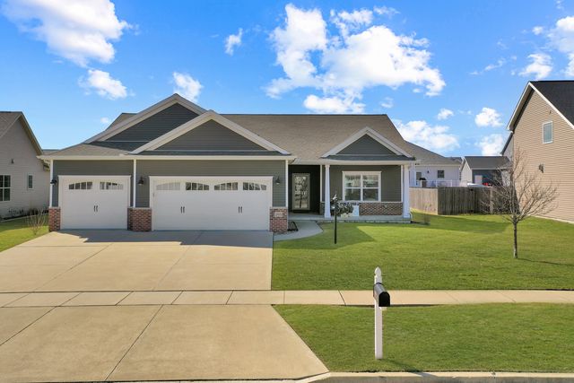 205 Potomac Avenue, Savoy, IL 61874