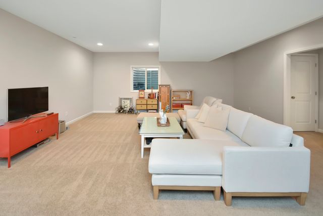 205 Potomac Avenue, Savoy, IL 61874