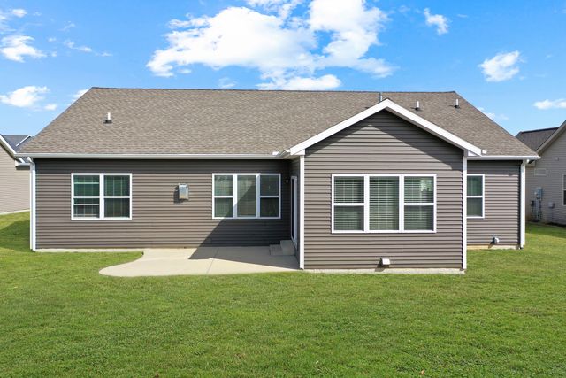 205 Potomac Avenue, Savoy, IL 61874