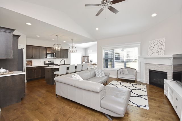 205 Potomac Avenue, Savoy, IL 61874