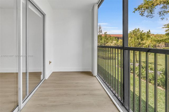 1650 SW 124th Ter 211D, Pembroke Pines, FL 33027
