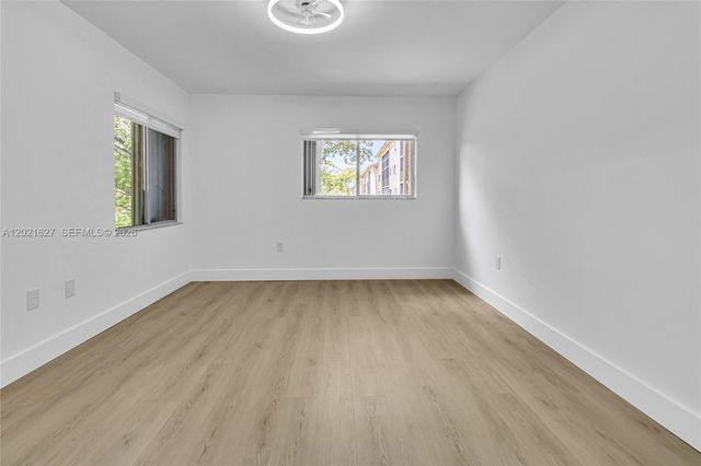 1650 SW 124th Ter 211D, Pembroke Pines, FL 33027
