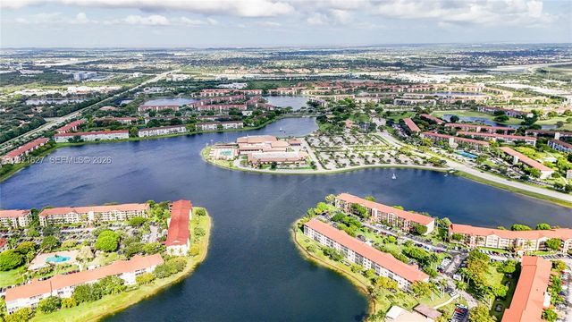 1650 SW 124th Ter 211D, Pembroke Pines, FL 33027