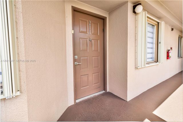 1650 SW 124th Ter 211D, Pembroke Pines, FL 33027