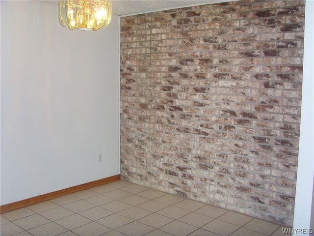 120 A Foxberry Drive, Amherst, NY 14068
