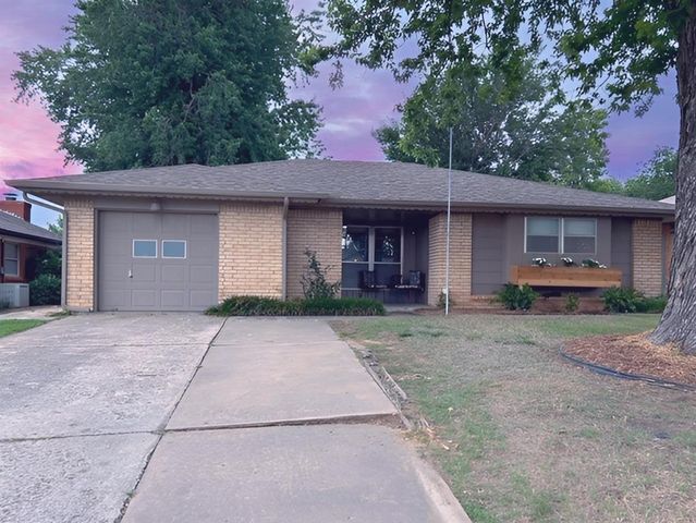1109 W Peebly Drive, Midwest City, OK 73110
