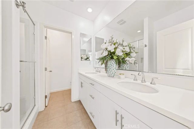 56 Bay Layrel, Irvine, CA 92618