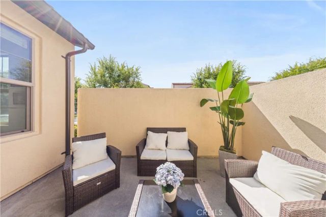 56 Bay Layrel, Irvine, CA 92618