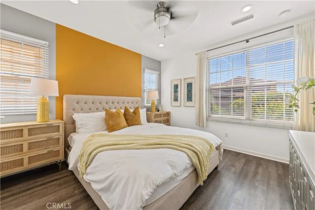 56 Bay Layrel, Irvine, CA 92618