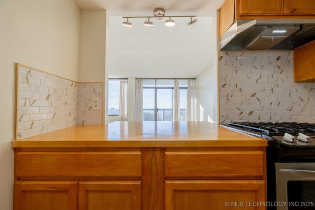 410 W 7th Street 1722, Tulsa, OK 74119