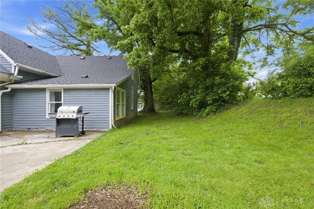 50 S 5th Street, Batavia, OH 45103