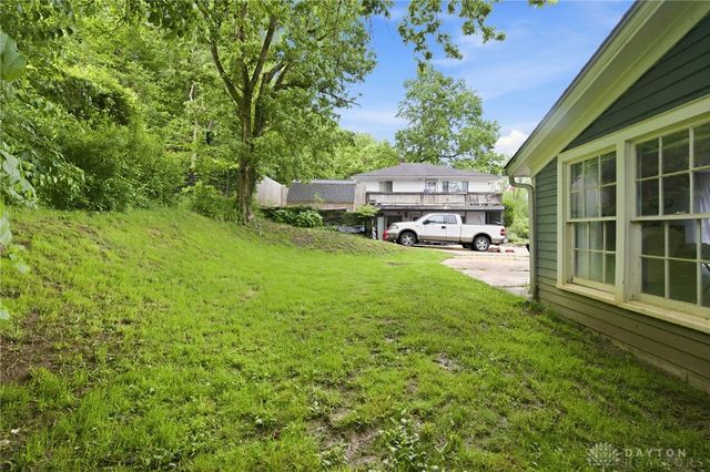 50 S 5th Street, Batavia, OH 45103