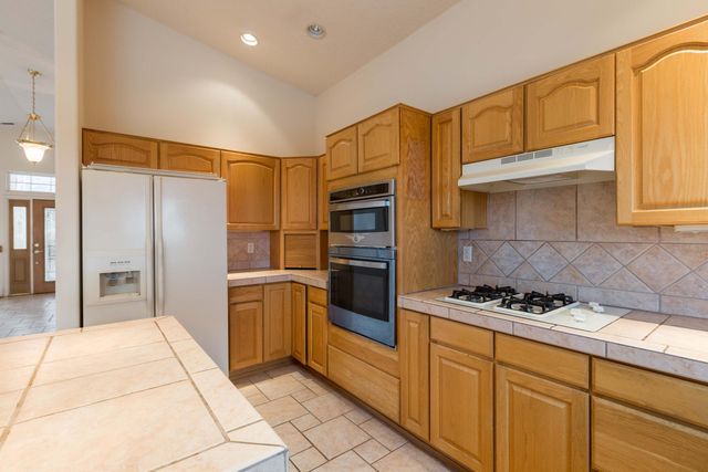 11200 Richfield Avenue NE, Albuquerque, NM 87122