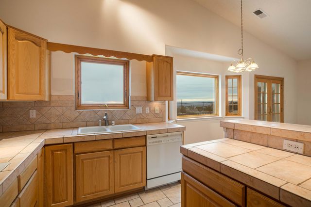 11200 Richfield Avenue NE, Albuquerque, NM 87122