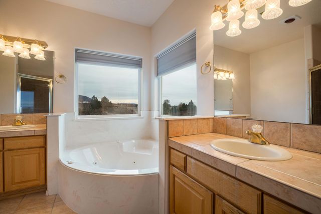 11200 Richfield Avenue NE, Albuquerque, NM 87122