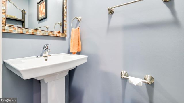 4125 RITTENHOUSE LN, Skippack, PA 19474