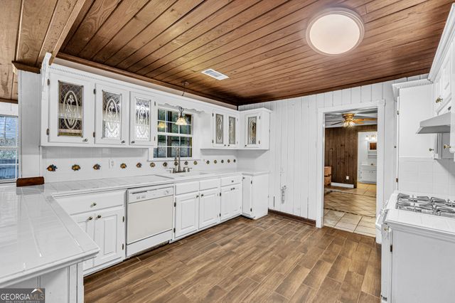 904 E Main Street, Hogansville, GA 30230