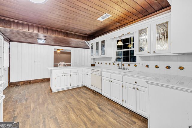 904 E Main Street, Hogansville, GA 30230