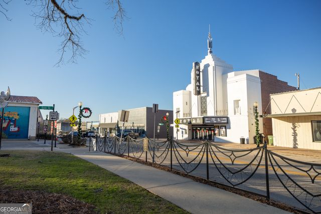 904 E Main Street, Hogansville, GA 30230