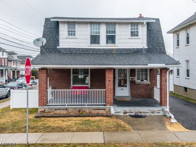 63 Schultz Ave, Phillipsburg Town, NJ 08865