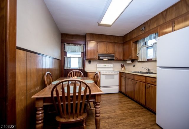 63 Schultz Ave, Phillipsburg Town, NJ 08865