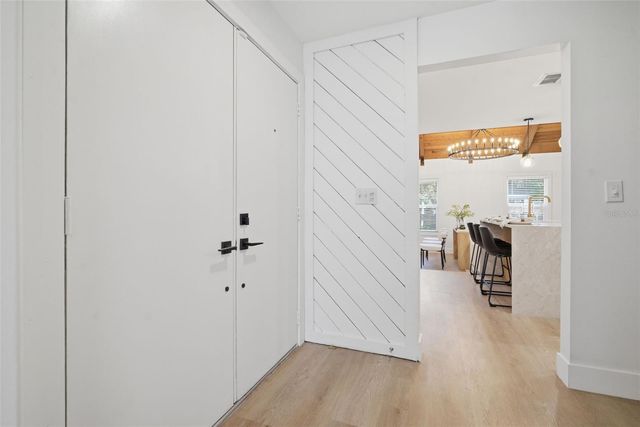 3406 W BARCELONA STREET, Tampa, FL 33629