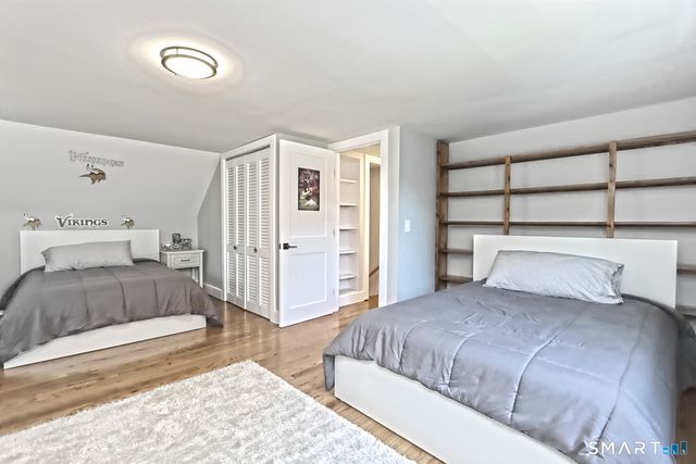 4 Pine Place, Clinton, CT 06413