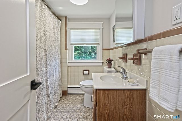 4 Pine Place, Clinton, CT 06413