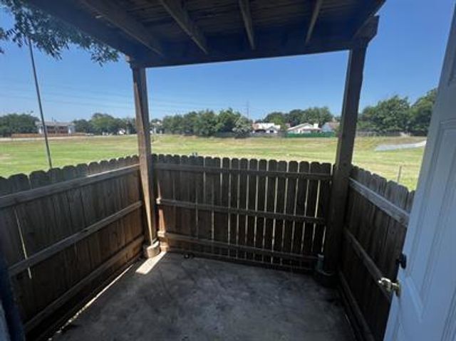 9806 Roxanna DR A, Austin, TX 78748