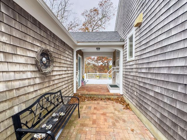 104 Wayside Drive, Brewster, MA 02631