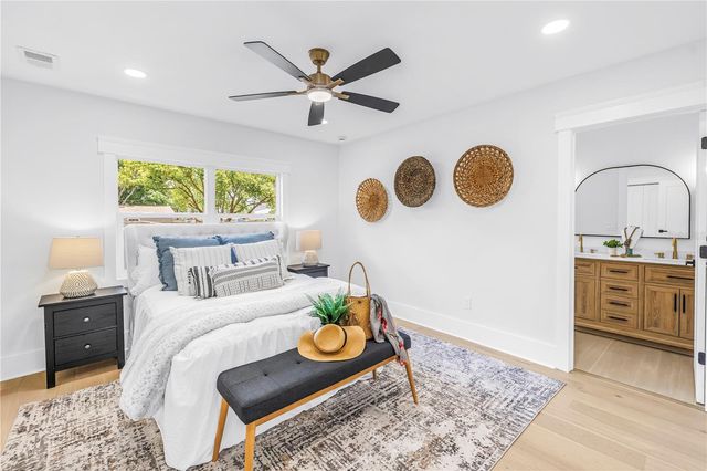 834 53RD AVENUE N, St Petersburg, FL 33703