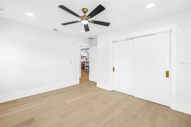 834 53RD AVENUE N, St Petersburg, FL 33703
