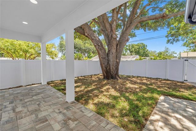 834 53RD AVENUE N, St Petersburg, FL 33703