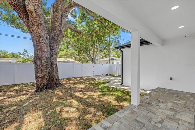 834 53RD AVENUE N, St Petersburg, FL 33703