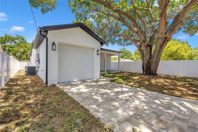 834 53RD AVENUE N, St Petersburg, FL 33703