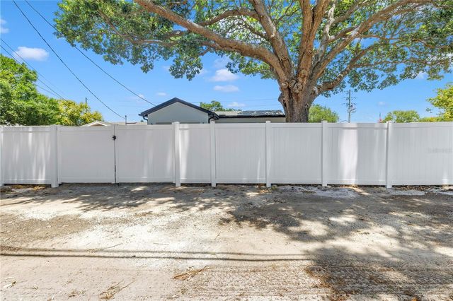 834 53RD AVENUE N, St Petersburg, FL 33703