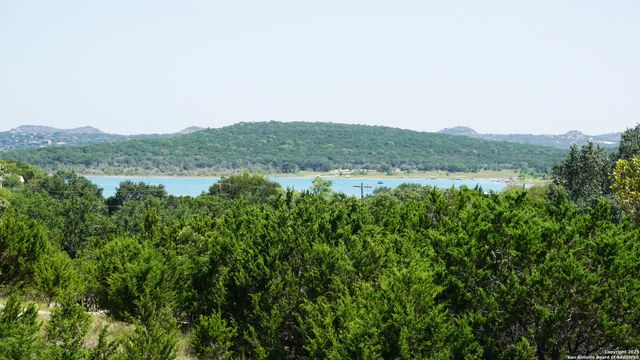 1136 Eagle Flight, Canyon Lake, TX 78133