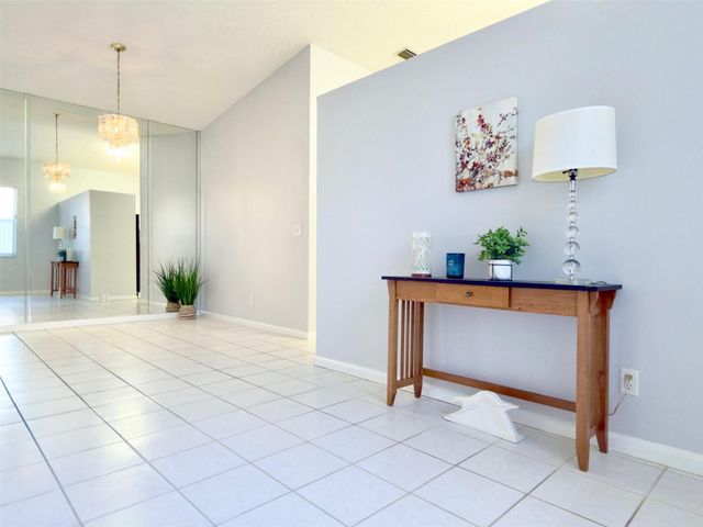 8119 Tortuga Ln, Boynton Beach, FL 33436