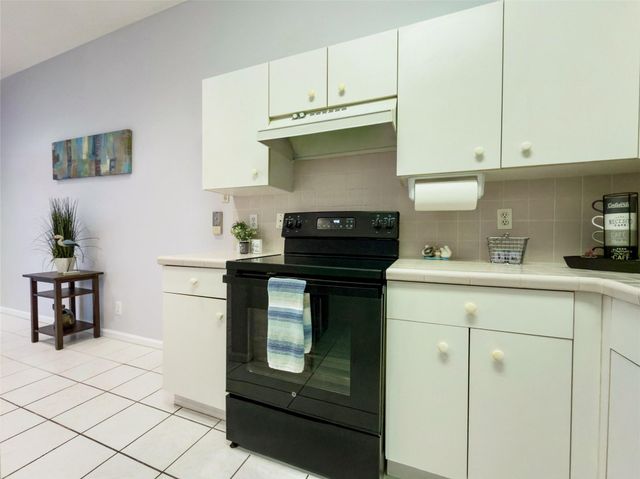 8119 Tortuga Ln, Boynton Beach, FL 33436