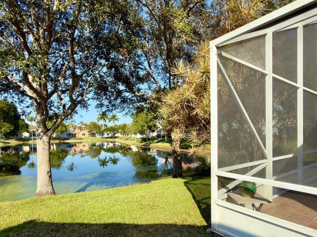 8119 Tortuga Ln, Boynton Beach, FL 33436